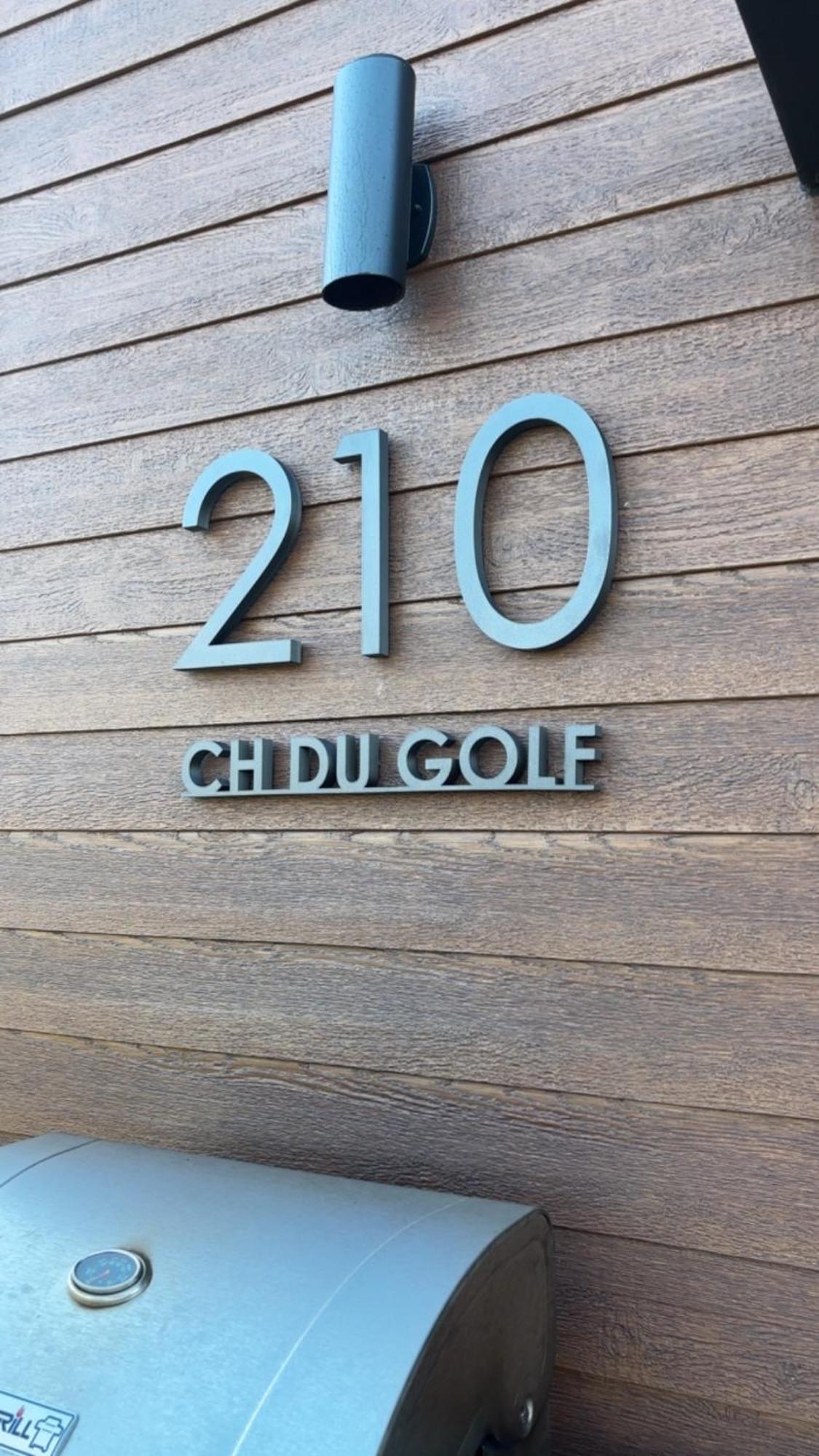 Le Sommet Du Golf Avec Chalet *